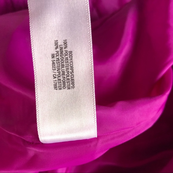 Old navy Fuchsia Petite Fleece Coat. - Picture 5 of 5